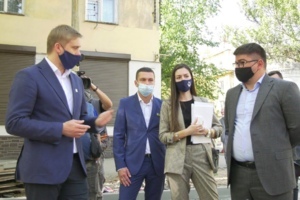 Місто в очікуванні нового реконструйованого бульвару Хмельницького