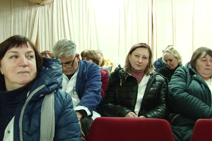 Мер на зустрічі з медиками, Що влада робить для медицини